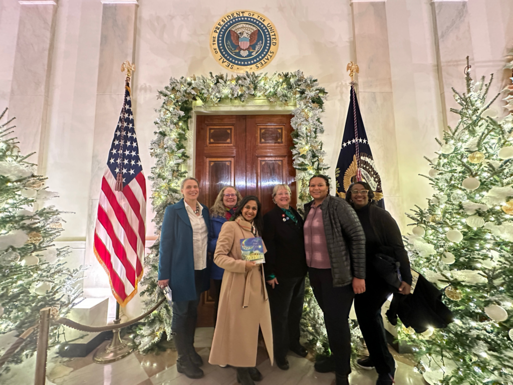 AMWA Leaders Enjoy the White House Holiday Tour
